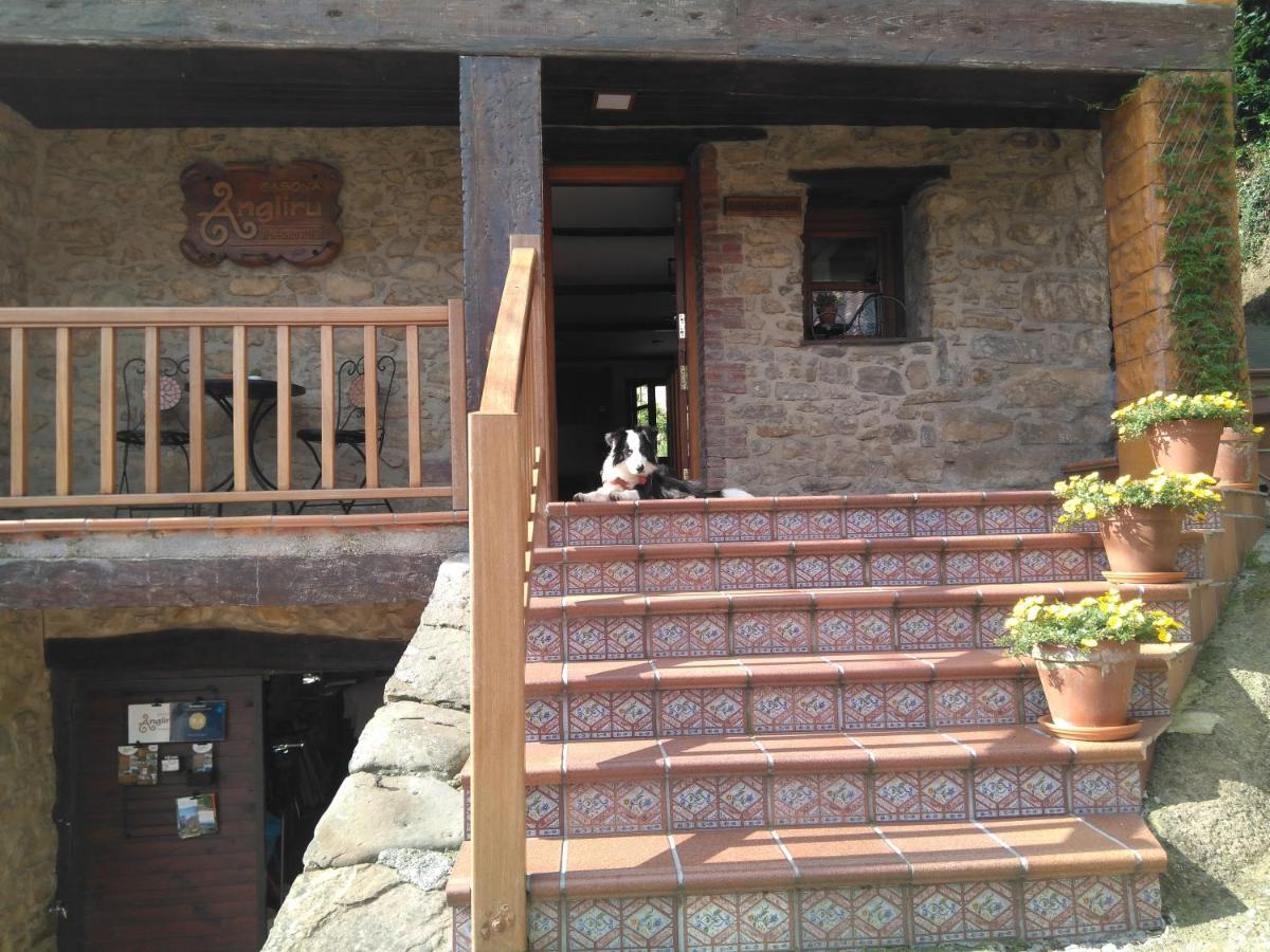 Casona Angliru Apartment Riosa Exterior photo